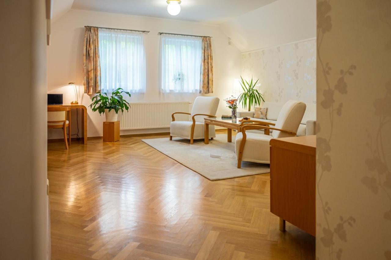 Villa Marion Luhačovice Buitenkant foto